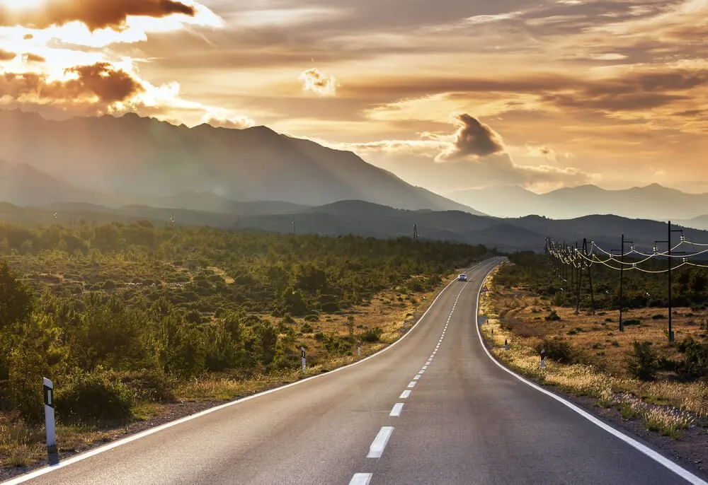 Skyline view of a Texas roadway.